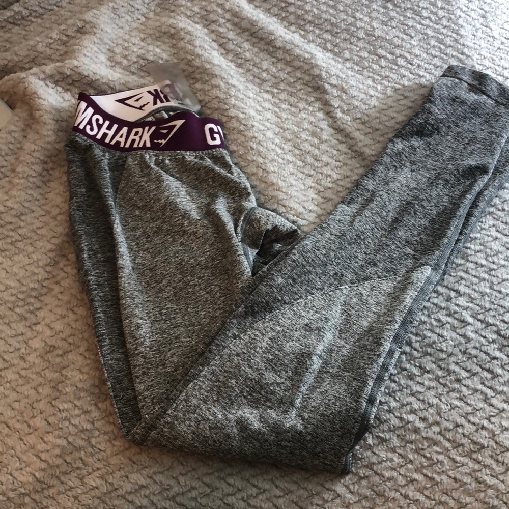Gym shark banded leggings